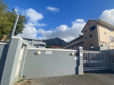 2 Bedroom apartment sold in Woodstock, Cape Town
