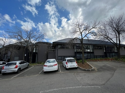 330m² Office To Let in Woodmead