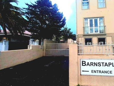 1 Bedroom apartment for sale in Wynberg, Cape Town
