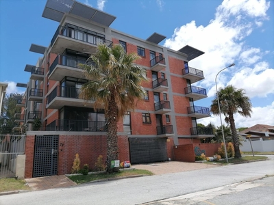 2 Bedroom Apartment Sold in Humewood