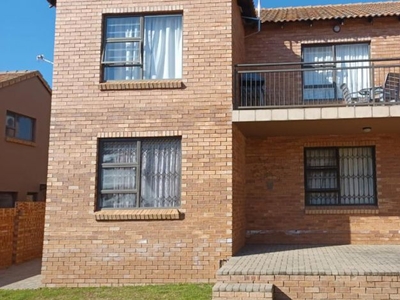 2 Bedroom duplex apartment sold in Shellyvale, Bloemfontein