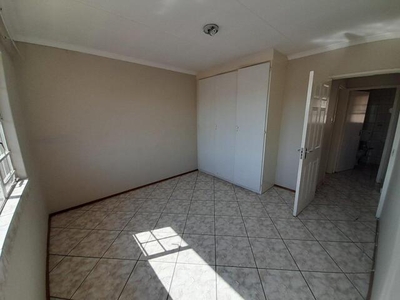 Apartment For Sale In Meredale, Johannesburg