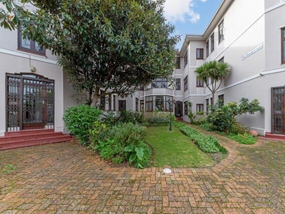 Apartment For Sale In Rondebosch, Cape Town