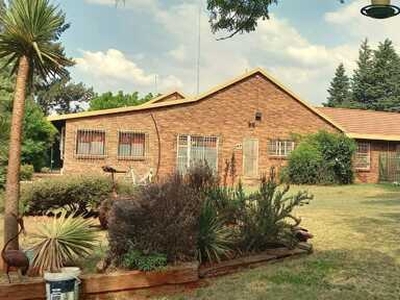 Commercial Property For Sale In Grootvaly, Springs