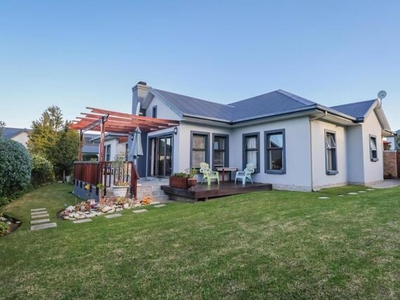 House For Sale In Kraaibosch Country Estate, George