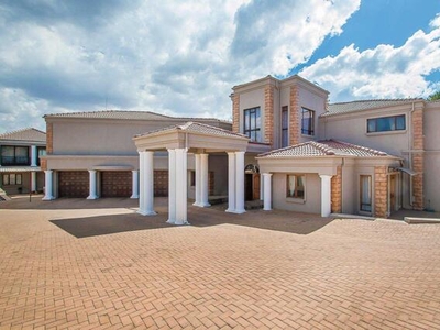 House For Sale In Ruimsig Country Estate, Roodepoort