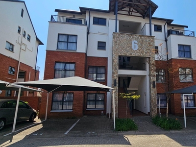 2 Bedroom Townhouse for sale in Greenstone Crest
