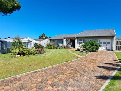 3 Bed House in Melkbosstrand