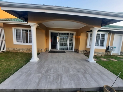 3 Bedroom Simplex To Let in Mount Edgecombe in Mount Edgecombe - 171 Mount Edgecombe Crest 7 Hillhead Drive