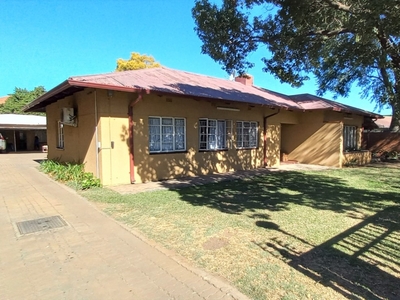 4 Bedroom House For Sale In Brits Central