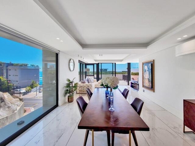 Apartment For Sale In Bantry Bay, Cape Town