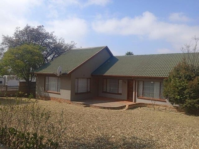 House For Rent In Groblerpark, Roodepoort