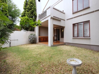 Townhouse For Rent In Bedfordview, Gauteng