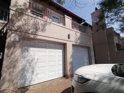 Townhouse For Rent In Rivonia, Sandton