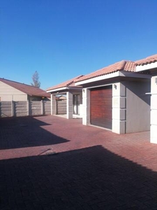 Townhouse For Rent In Secunda, Mpumalanga