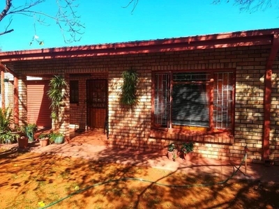 2 Bedroom Flat To Let in Kathu