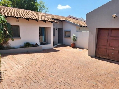 3 Bedroom Townhouse for Sale in Bryanston