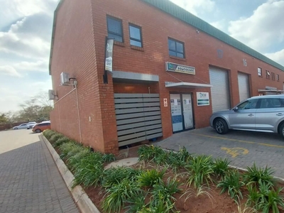 350m² Office For Sale in Pretoria, Montana