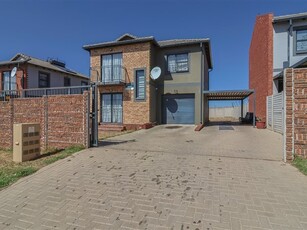 3 Bed Townhouse in Mindalore