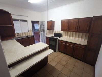 2 Bedroom Flat For Sale in Modimolle