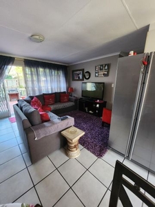 2 Bedroom Apartment For Sale in Dalpark Ext 1