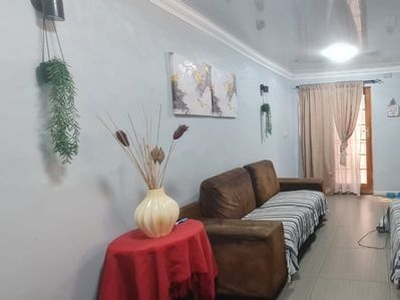 3 Bedroom House For Sale in Belhar
