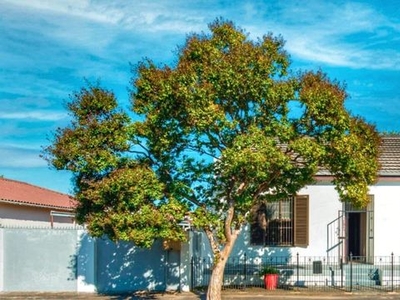3 Bedroom House Sold in Paarl Central East