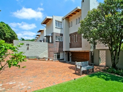 3 Bedroom Townhouse For Sale in Atholl