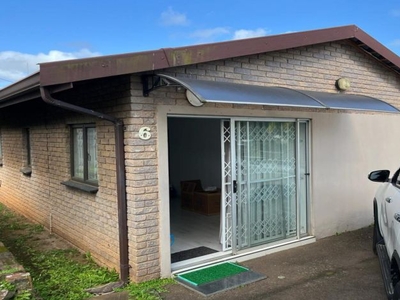 1 Bedroom house to rent in Escombe, Queensburgh