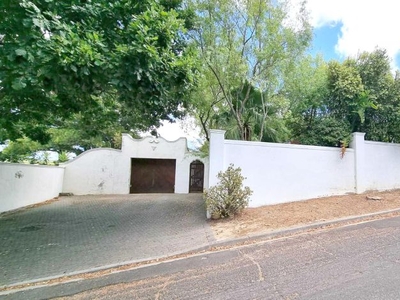 4 Bedroom house for sale in Sonstraal, Durbanville