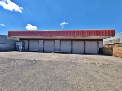 1820 m² Commercial space in Ooseinde