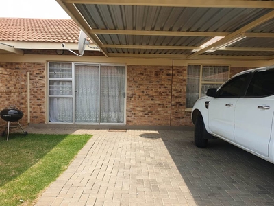 2 Bed Townhouse in Maselspoort