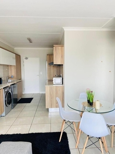 1 Bedroom Apartment / Flat to Rent in Blyde Riverwalk Estate