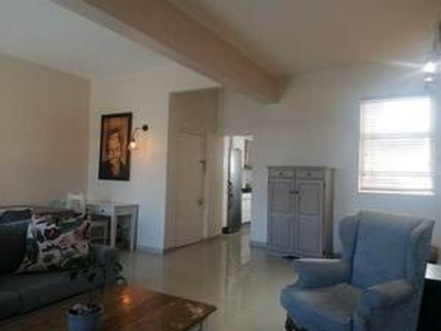 2 Bed Apartment in Muizenberg - Cape Town