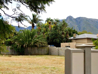 1,017m² Vacant Land Sold in Swellendam