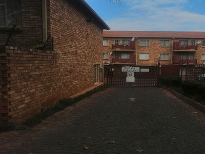 2 Bedroom flat rented in Mountain View, Pretoria