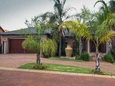 House for sale with 3 bedrooms, Roberts Estate, Middelburg