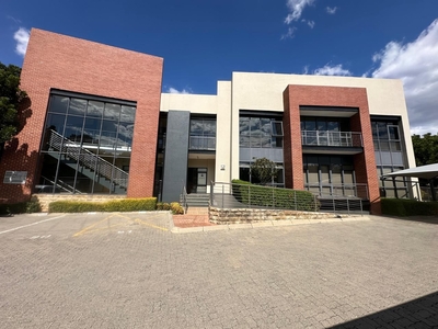 151m² Office To Let in Bedfordview