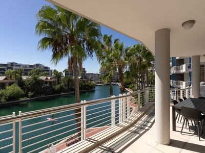 2 Bedroom Apartment Sold in Waterfront