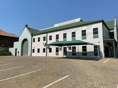 Clovely Business Park: Warehouse/Factory/Distribution Centre To Let in Midrand Industrial Area. A stone’s throw away from the R101 (Old Pretoria Road), offering effortless access to the Allandale and Olifantsfontein offramps leading to the N1