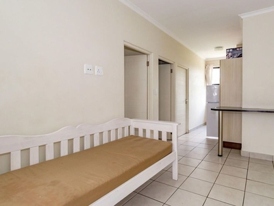 Comfortable and Modern 2 Bedroom Apartment in Stellenbosch Central