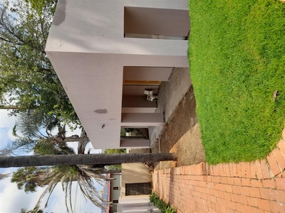 Cottage available for rent in Northcliff
