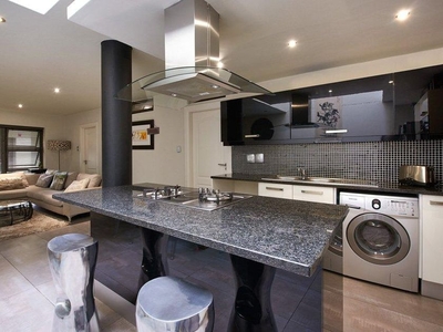 Flat-Apartment To Rent in Strathavon, Gauteng