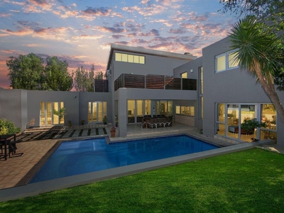 House To Rent in Fourways Gardens, Gauteng
