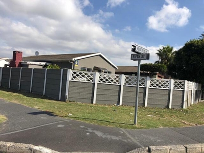 House For Sale In Heideveld, Cape Town