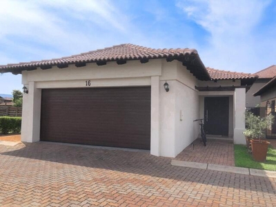 House For Sale In The Islands Estates, Hartbeespoort