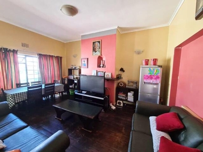 House For Sale In Wynberg, Cape Town