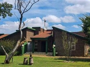 1.8 ha Farm in Randfontein