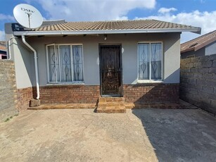 2 Bed House in Rabie Ridge