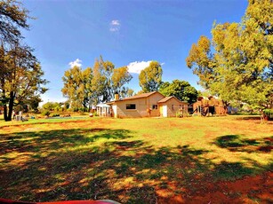 2.4 ha Farm in Randfontein